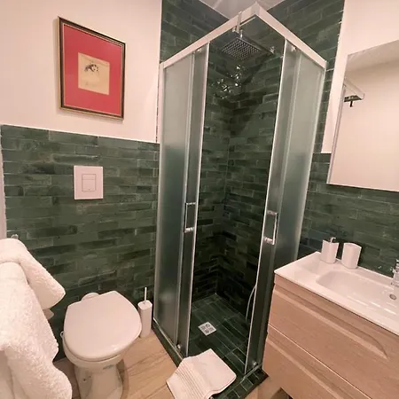 ベッド・アンド・ブレックファスト Il 16