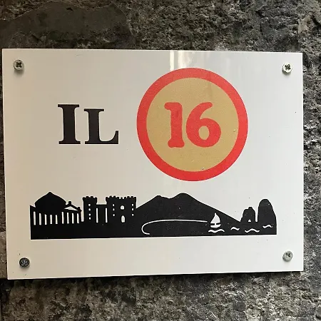 Il 16 * Naples